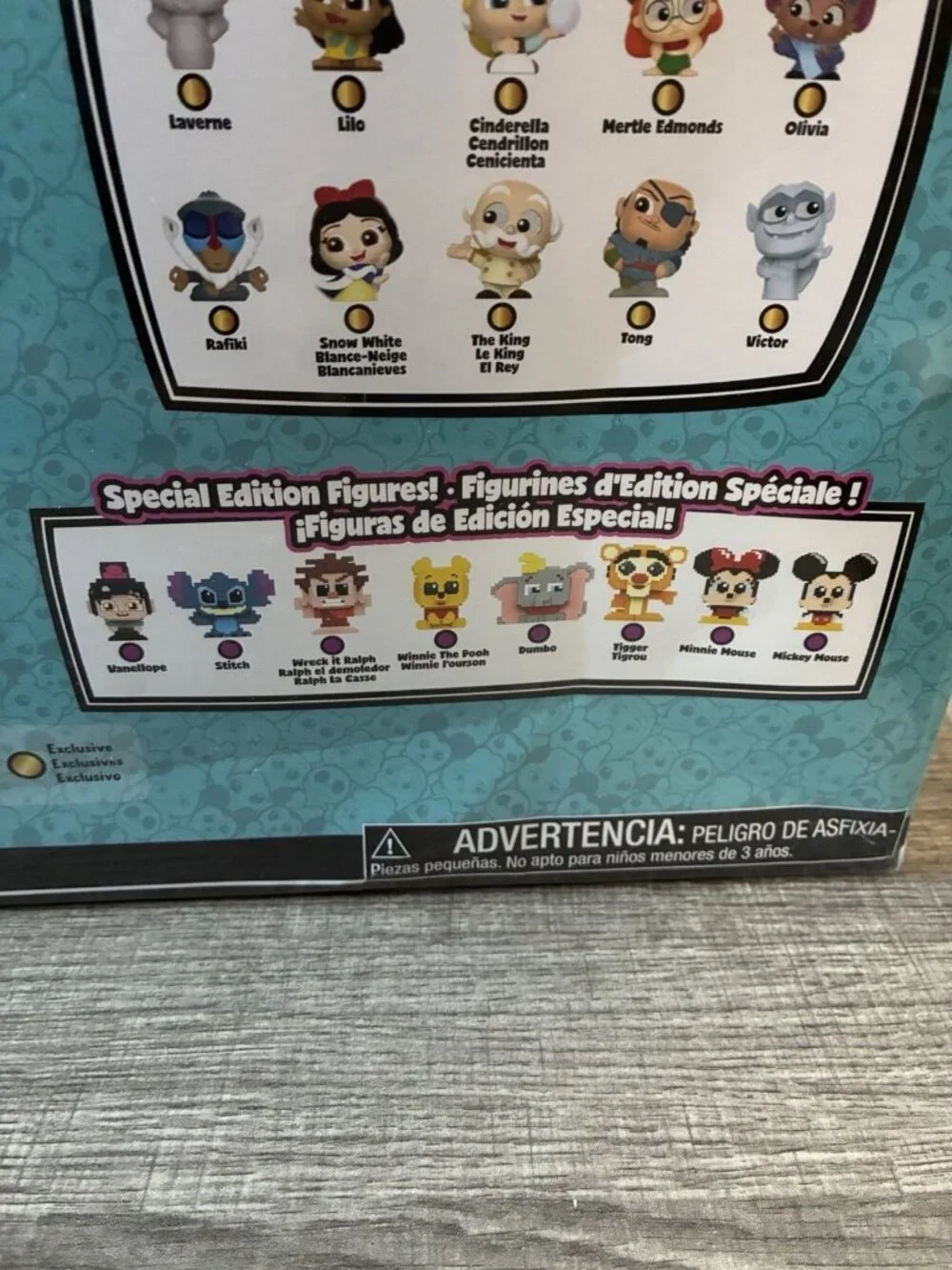 Disney Doorables Pixel Perfect Ultimate Mega Peek Play Set 30 Figures